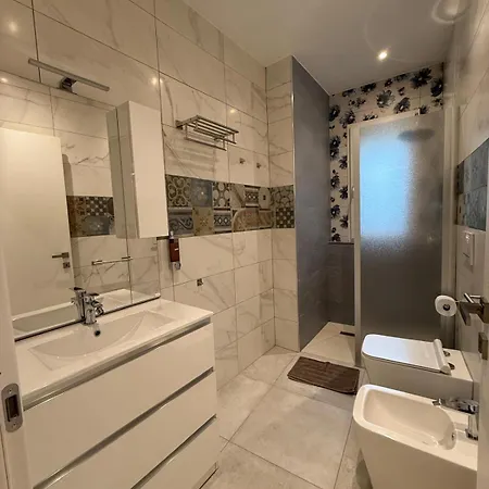 Destina Apartment *